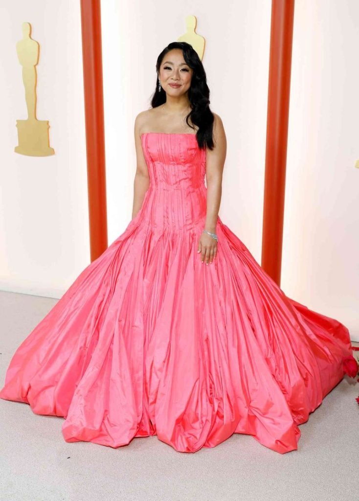 Stephanie Hsu in Valentino haute couture and Cartier at Style Chronicles: The Most Memorable Moments from the Oscar 2023 Red Carpet
